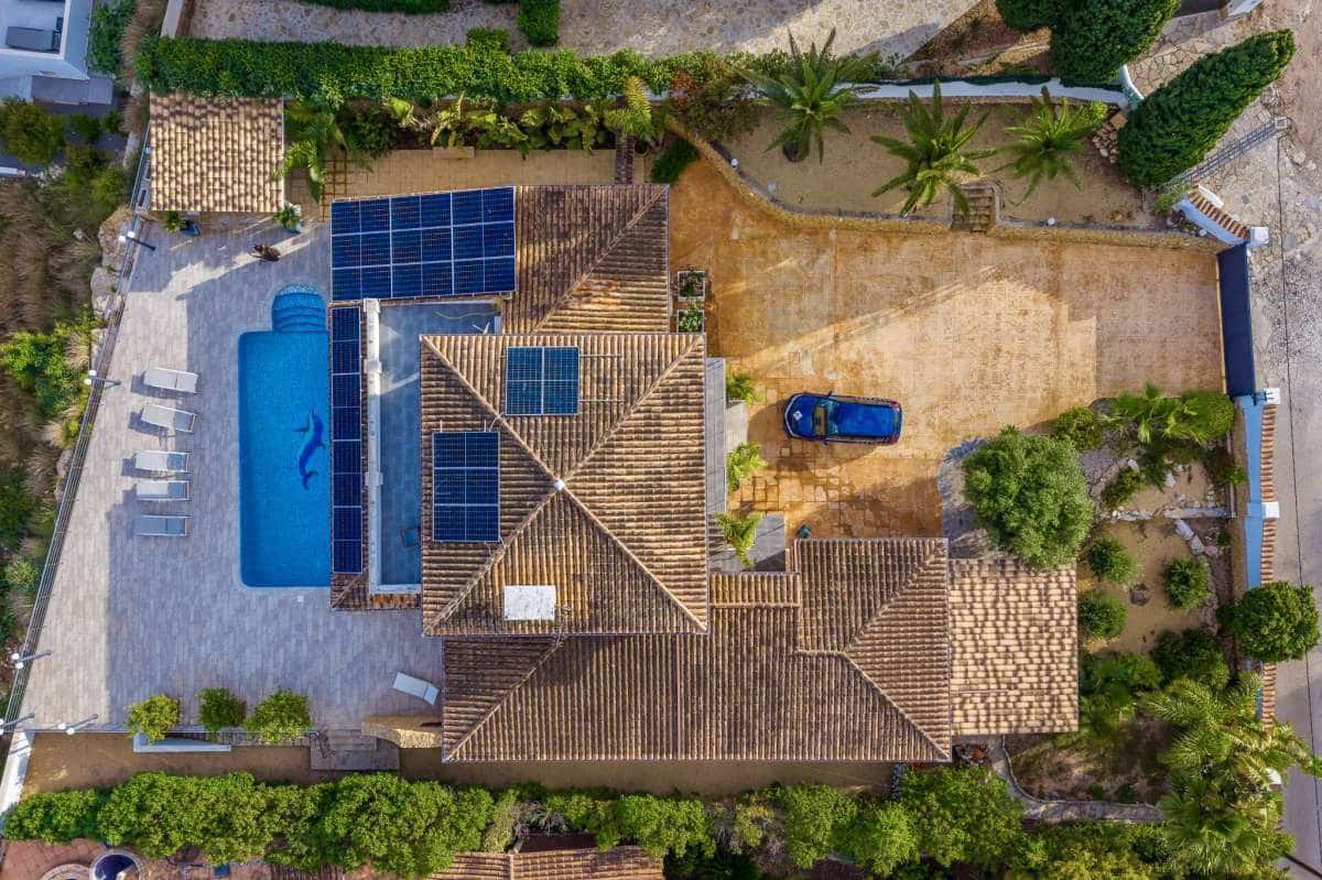 4 bedroom Villa for sale in Benissa - € 2,490,000 (Ref: 9841561)