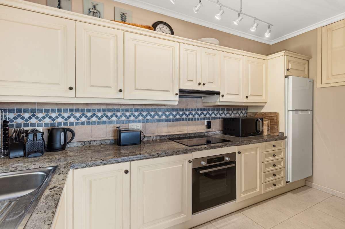 4 bedroom Villa for sale in Altea - € 1,470,000 (Ref: 9841562)