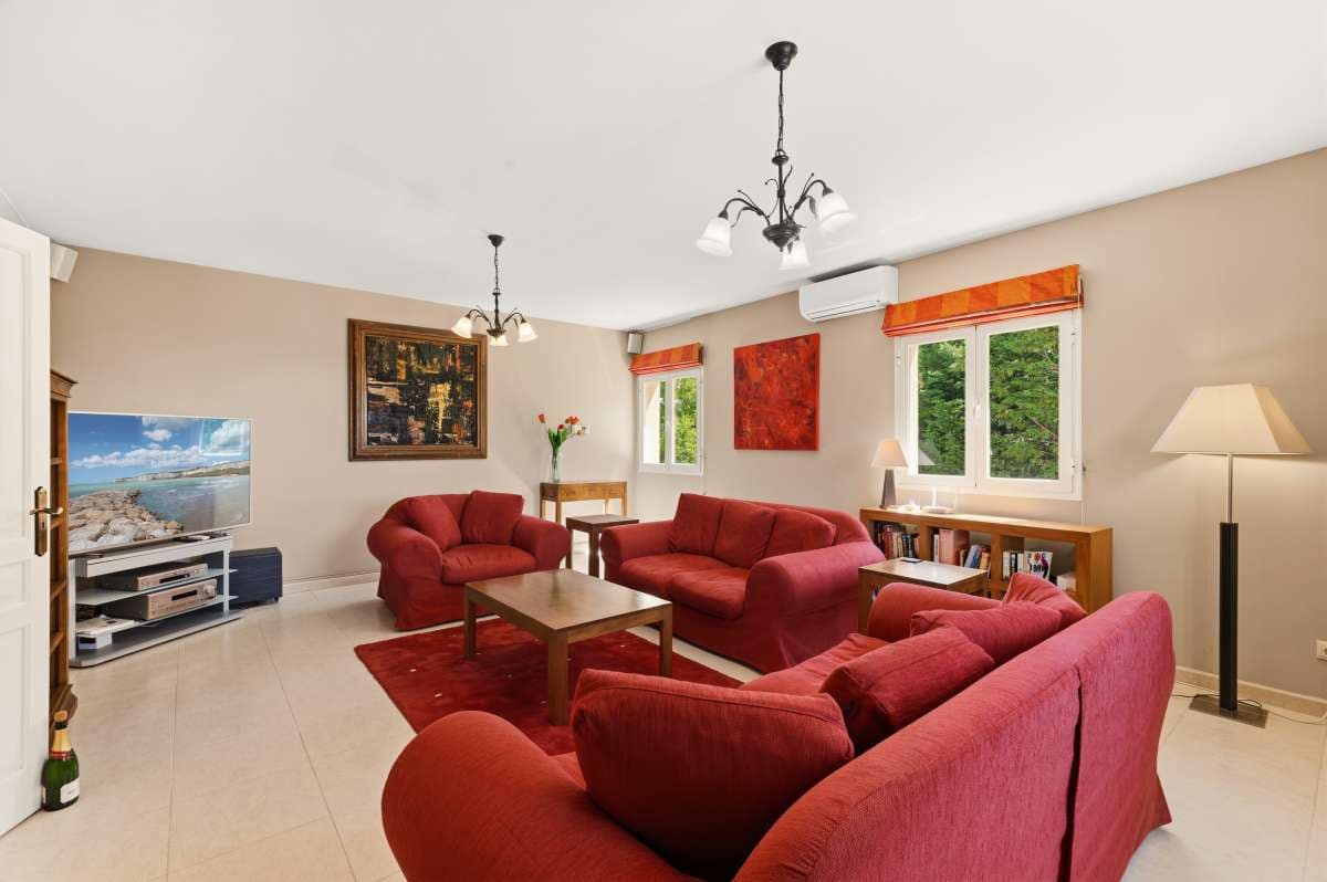 4 bedroom Villa for sale in Altea - € 1,470,000 (Ref: 9841562)