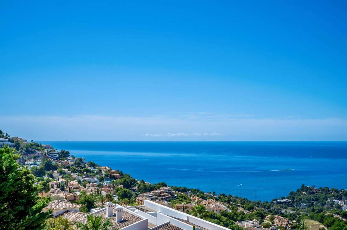 4 bedroom Villa for sale in Altea - € 1,470,000 (Ref: 9841562)