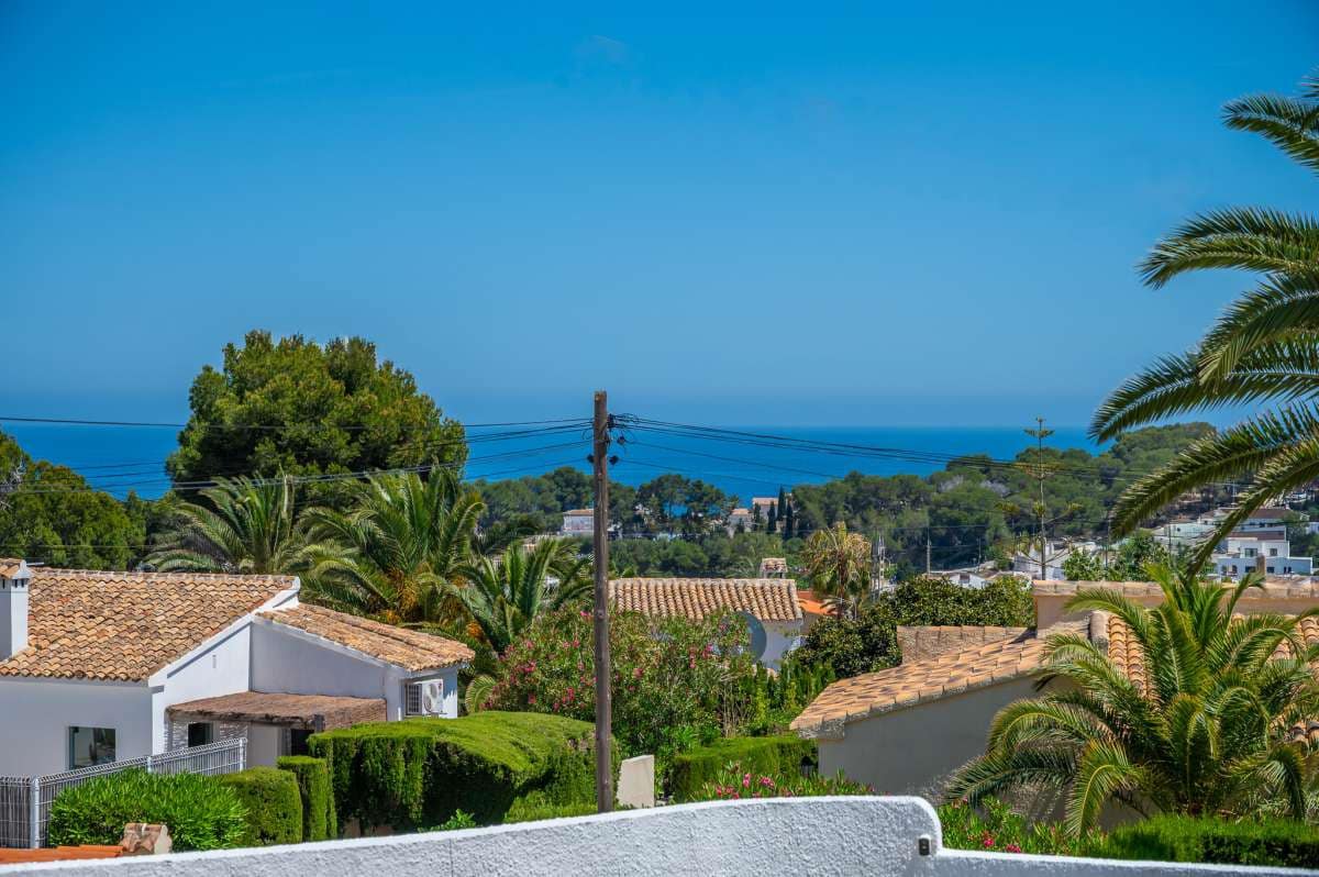 3 slaapkamer Villa te koop in Moraira - € 915.000 (Ref: 9861003)