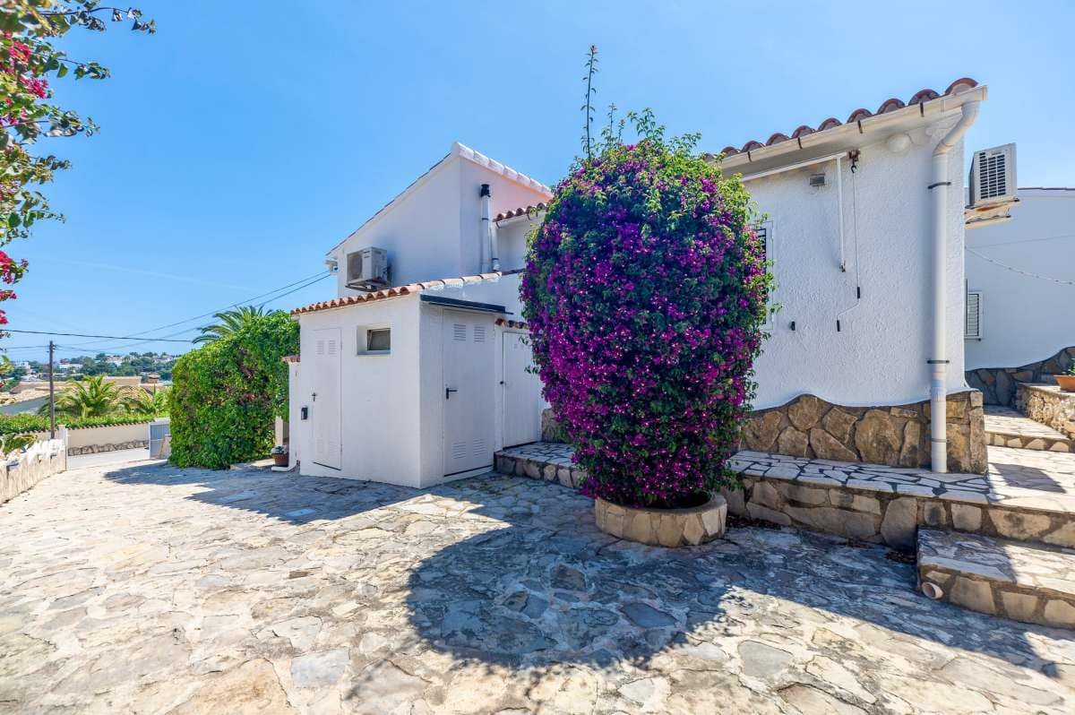 3 slaapkamer Villa te koop in Moraira - € 915.000 (Ref: 9861003)