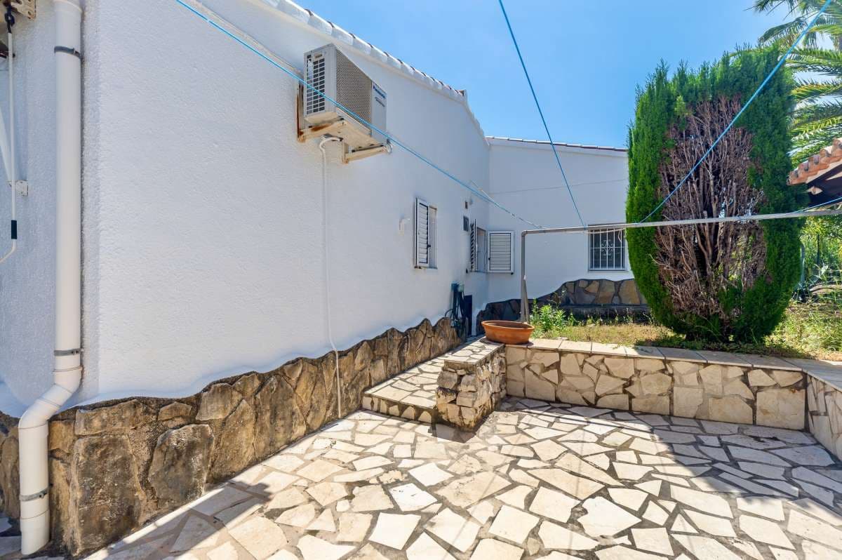3 slaapkamer Villa te koop in Moraira - € 915.000 (Ref: 9861003)