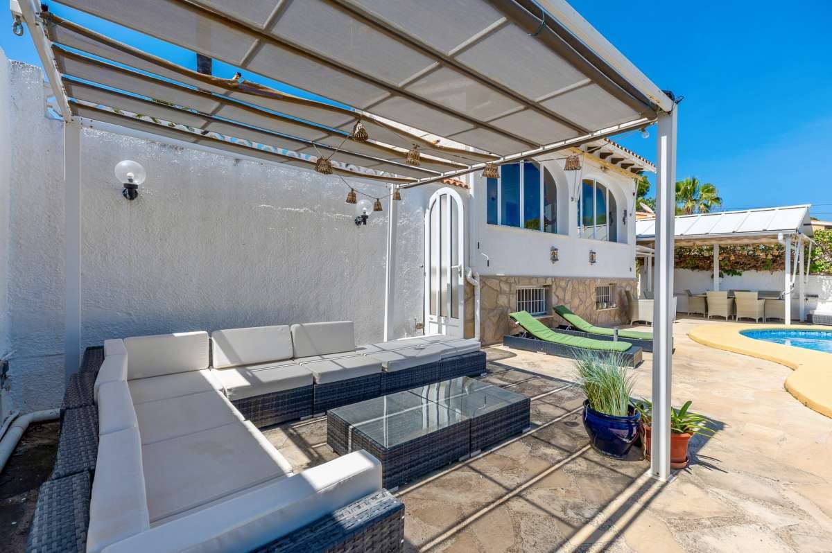 3 slaapkamer Villa te koop in Moraira - € 915.000 (Ref: 9861003)