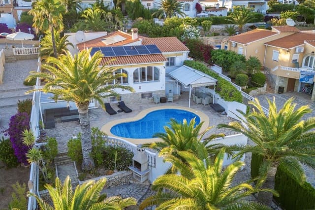 3 slaapkamer Villa te koop in Moraira, Teulada-Moraira - € 915.000 (Ref: 9861003)