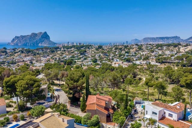 5 slaapkamer Villa te koop in Benissa - € 895.000 (Ref: 9861004)