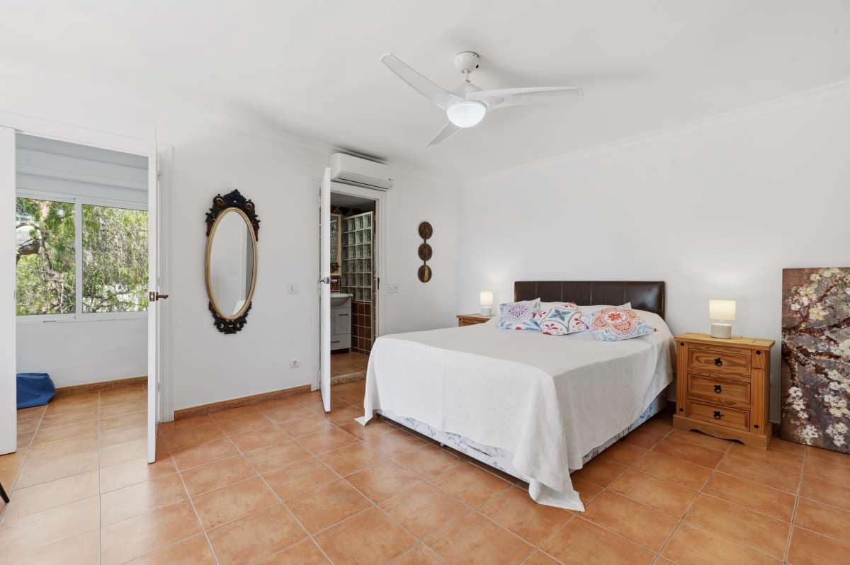 5 slaapkamer Villa te koop in Benissa - € 895.000 (Ref: 9861004)