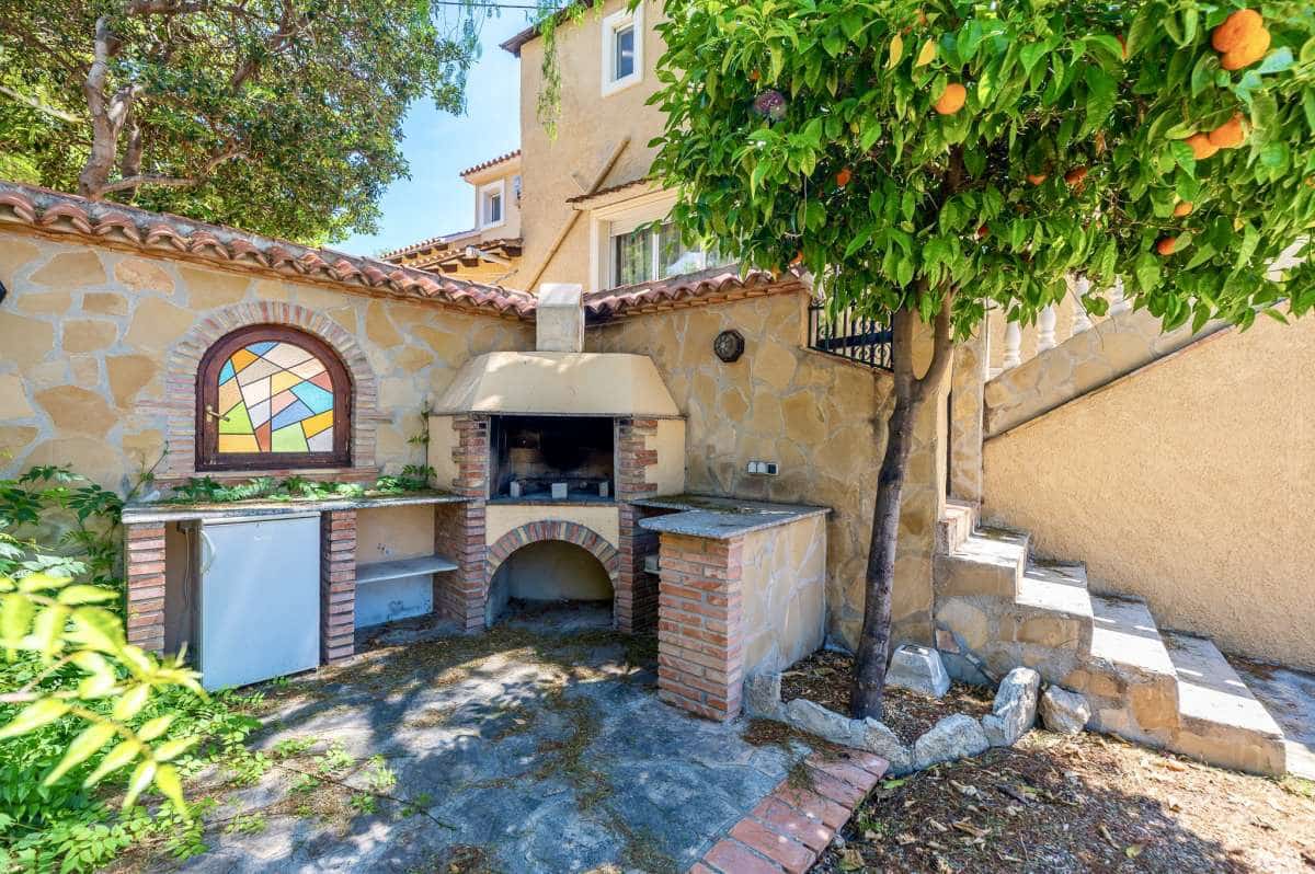 5 slaapkamer Villa te koop in Benissa - € 895.000 (Ref: 9861004)