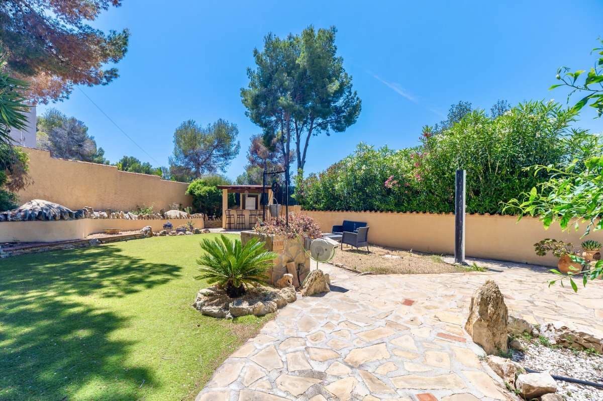 5 slaapkamer Villa te koop in Benissa - € 895.000 (Ref: 9861004)