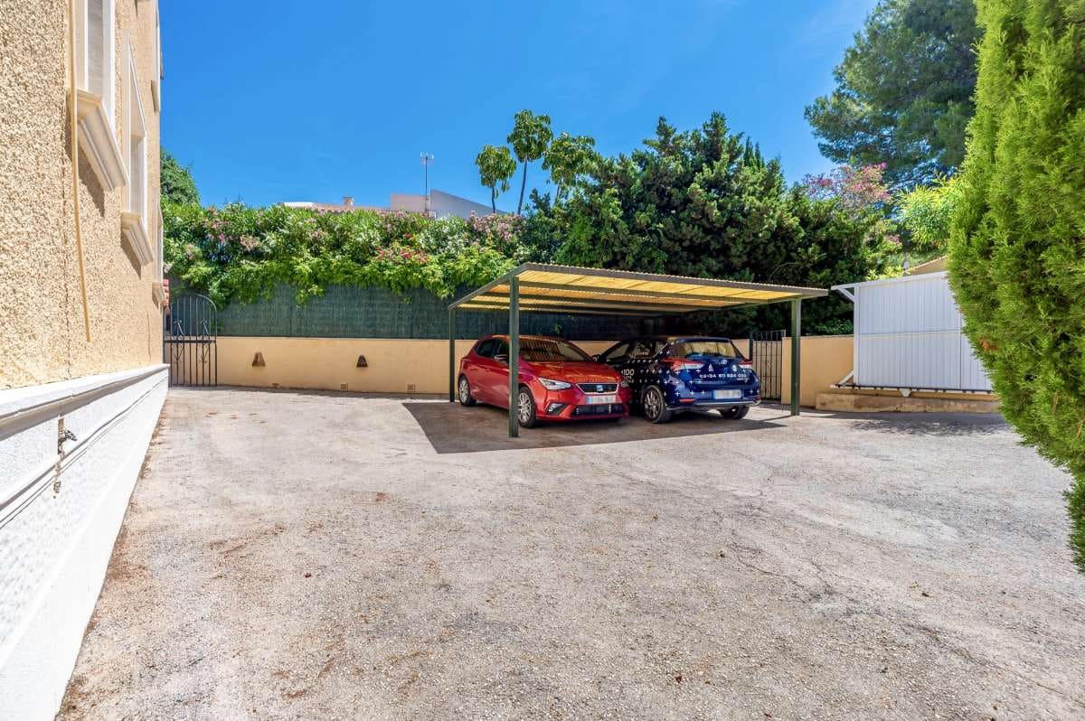 5 slaapkamer Villa te koop in Benissa - € 895.000 (Ref: 9861004)