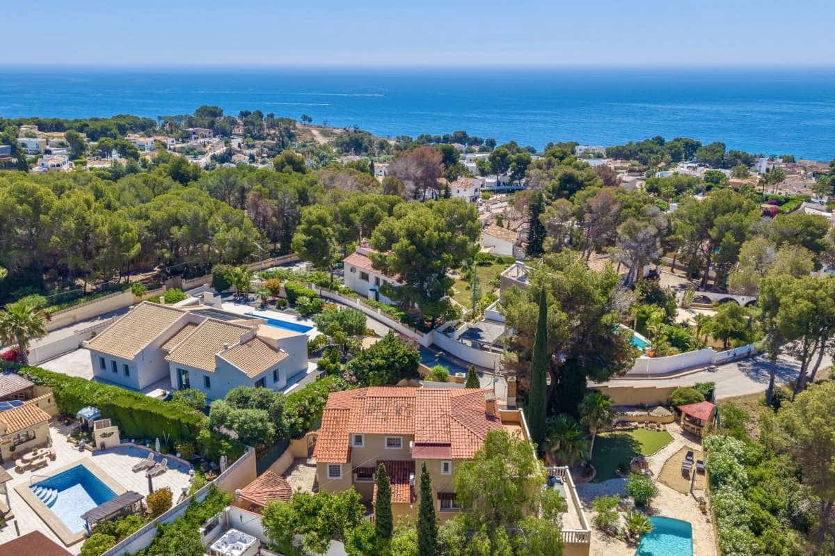 5 slaapkamer Villa te koop in Benissa - € 895.000 (Ref: 9861004)