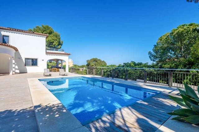 4 soveværelse Villa til salg i Moraira, Teulada-Moraira - € 3.300.000 (Ref: 9870394)