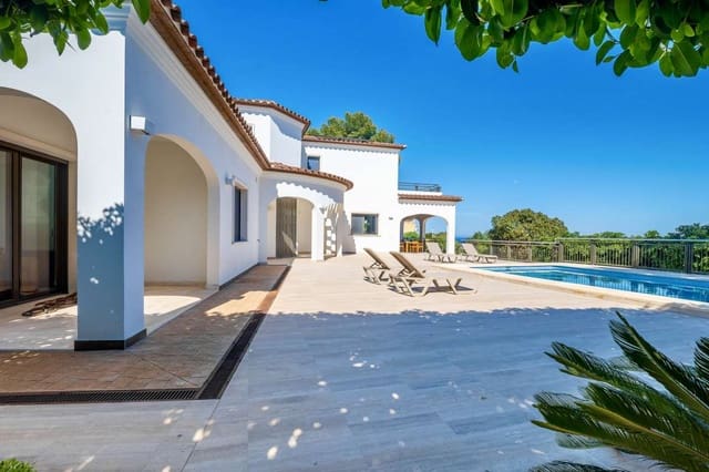 4 soveværelse Villa til salg i Moraira, Teulada-Moraira - € 3.300.000 (Ref: 9870394)