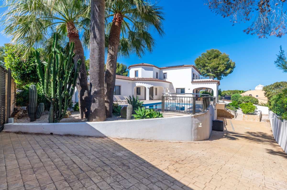 4 soveværelse Villa til salg i Moraira - € 3.300.000 (Ref: 9870394)