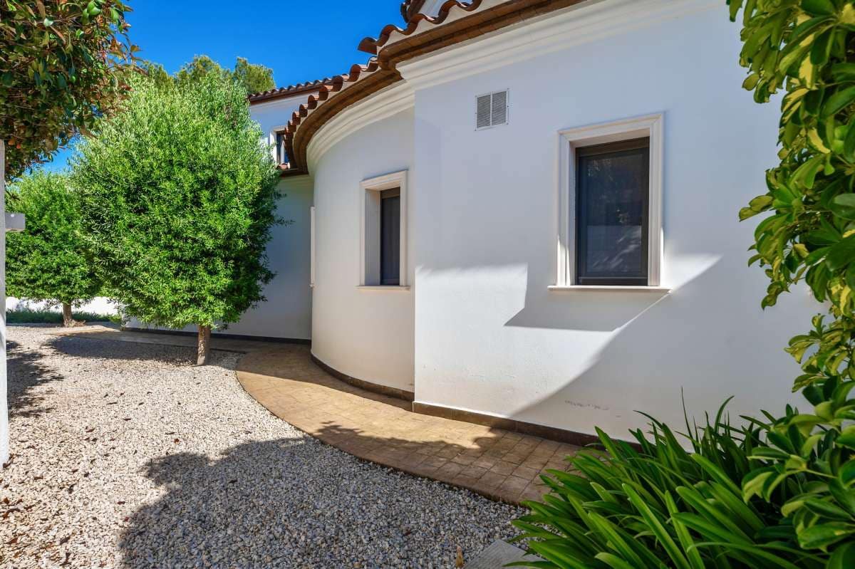 4 soveværelse Villa til salg i Moraira - € 3.300.000 (Ref: 9870394)