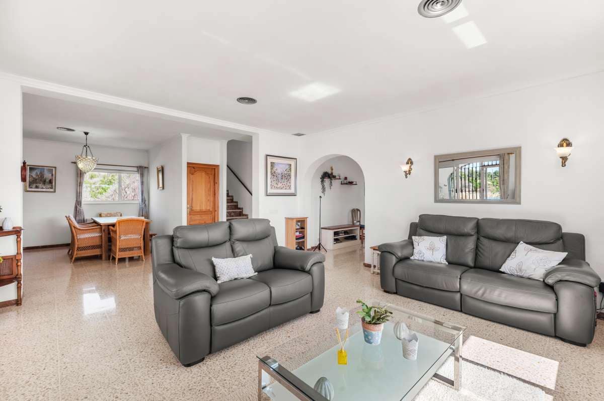 3 slaapkamer Villa te koop in Calpe / Calp - € 725.000 (Ref: 9916346)