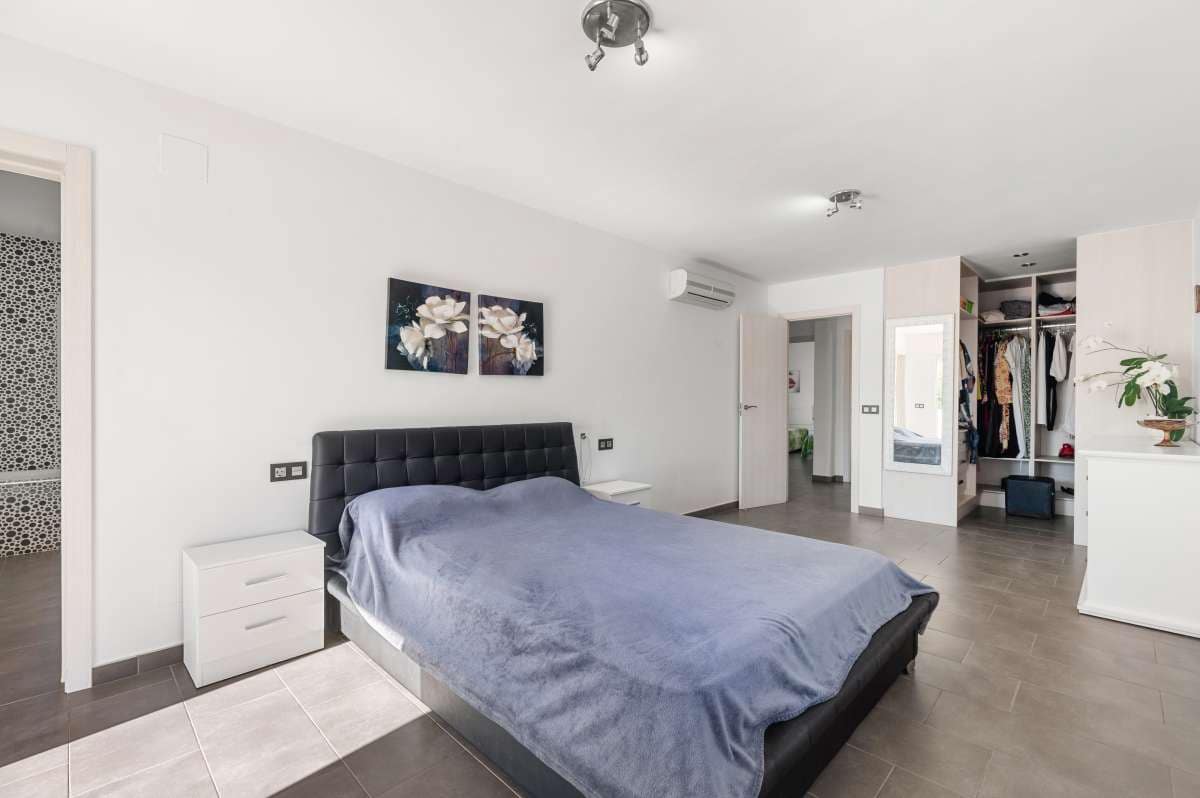 4 chambre Villa/Maison à vendre à Calpe / Calp - 850 000 € (Ref: 9916347)
