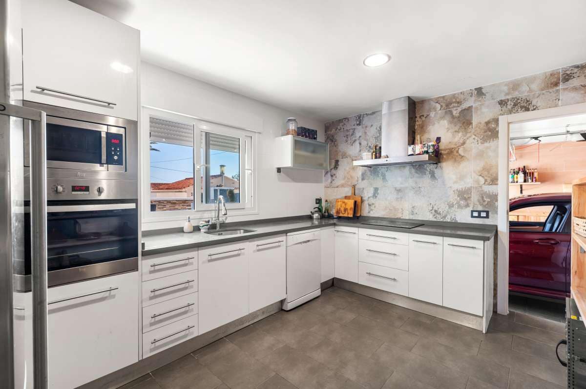 4 chambre Villa/Maison à vendre à Calpe / Calp - 850 000 € (Ref: 9916347)