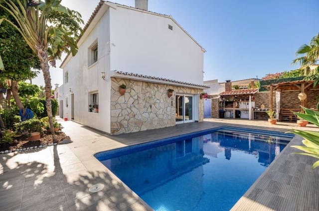 4 chambre Villa/Maison à vendre à Calpe / Calp - 850 000 € (Ref: 9916347)
