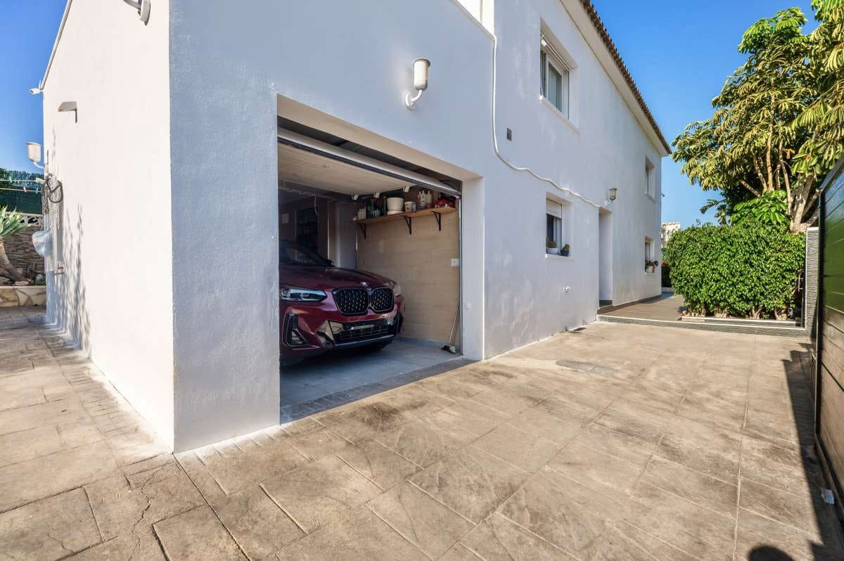 4 chambre Villa/Maison à vendre à Calpe / Calp - 850 000 € (Ref: 9916347)