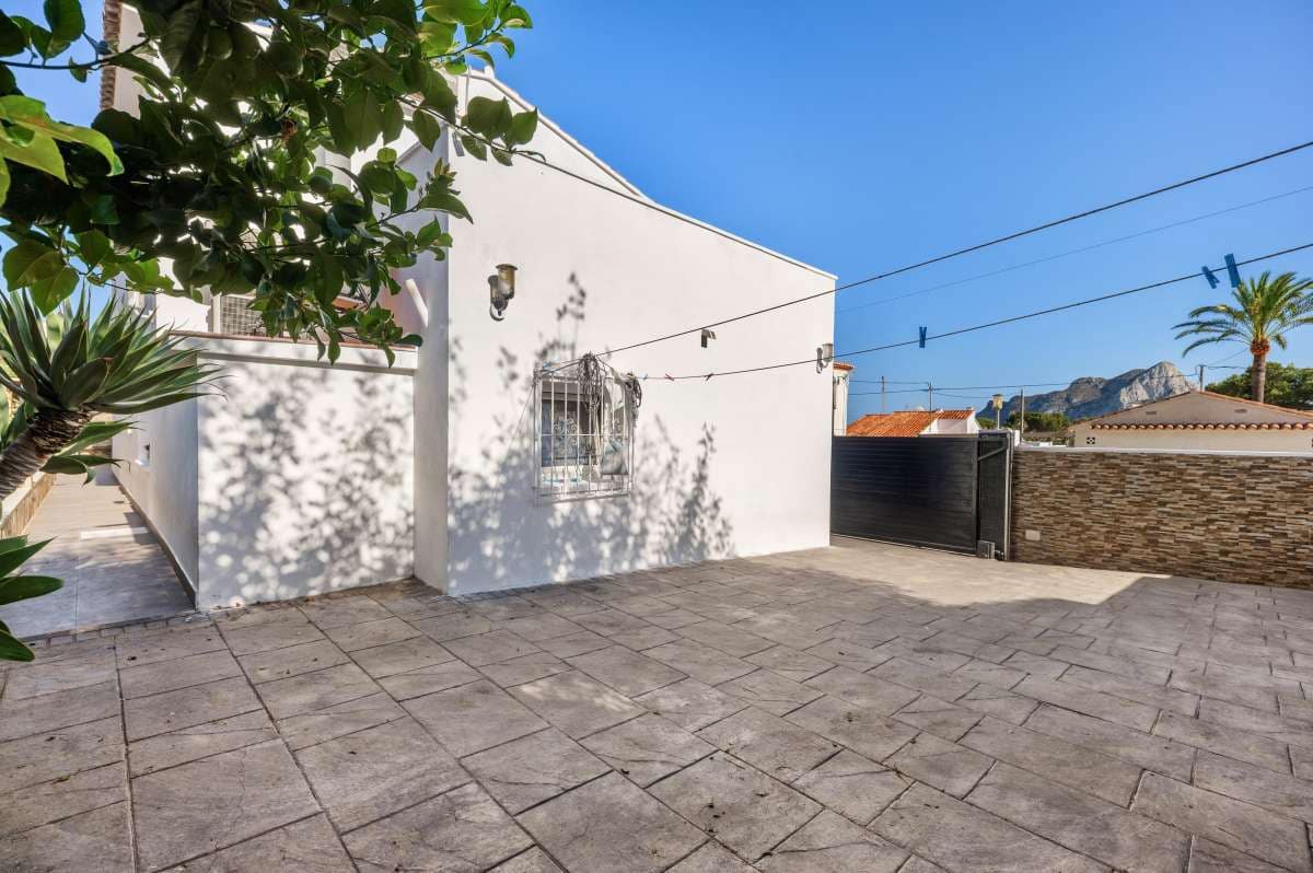 4 chambre Villa/Maison à vendre à Calpe / Calp - 850 000 € (Ref: 9916347)