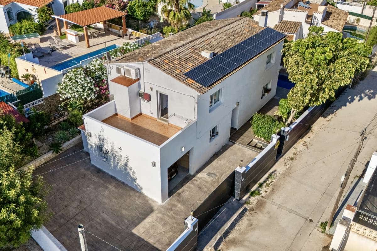 4 chambre Villa/Maison à vendre à Calpe / Calp - 850 000 € (Ref: 9916347)