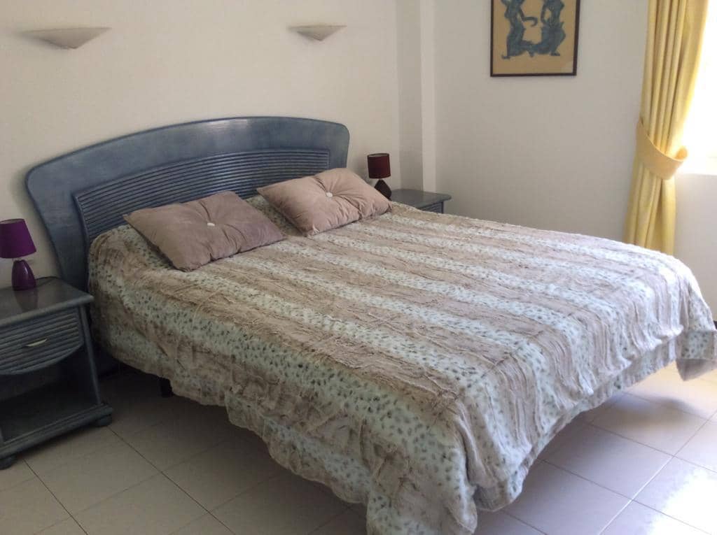 Chalet de 4 habitaciones en Alfaz del Pi / L'Alfàs del Pi en venta - 1.350.000 € (Ref: 9968946)