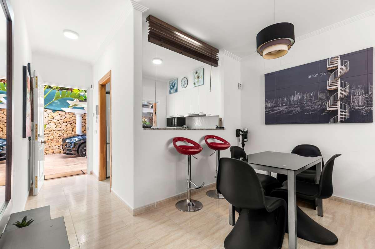 3 sovrum Radhus till salu i Calpe / Calp - 367 500 € (Ref: 9985832)