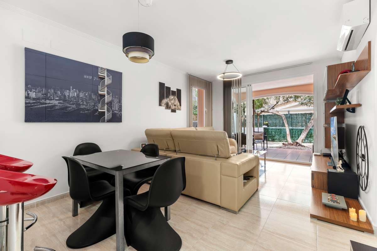 3 sovrum Radhus till salu i Calpe / Calp - 367 500 € (Ref: 9985832)