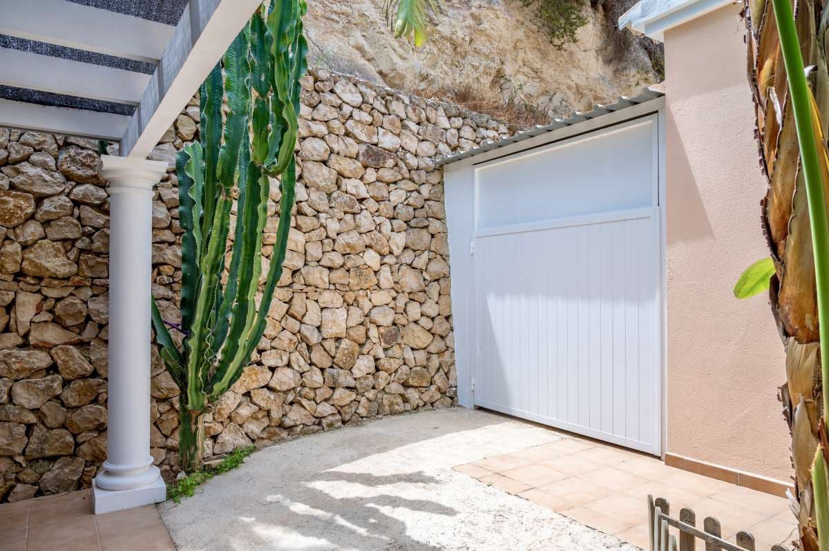 3 sovrum Radhus till salu i Calpe / Calp - 367 500 € (Ref: 9985832)