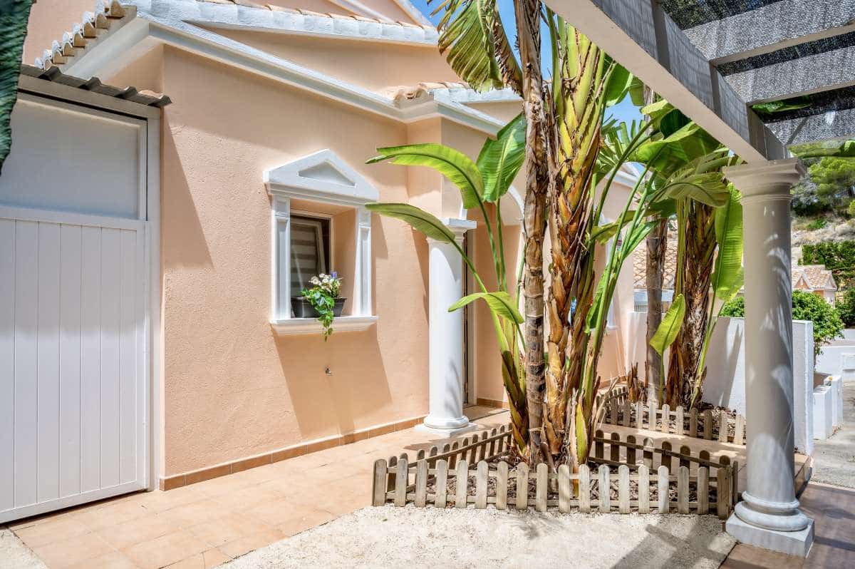 3 sovrum Radhus till salu i Calpe / Calp - 367 500 € (Ref: 9985832)