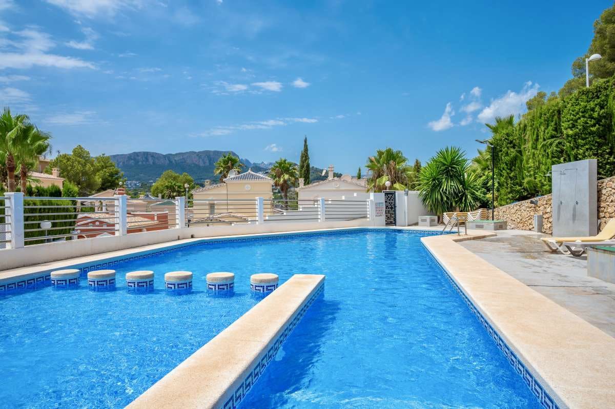 3 sovrum Radhus till salu i Calpe / Calp - 367 500 € (Ref: 9985832)