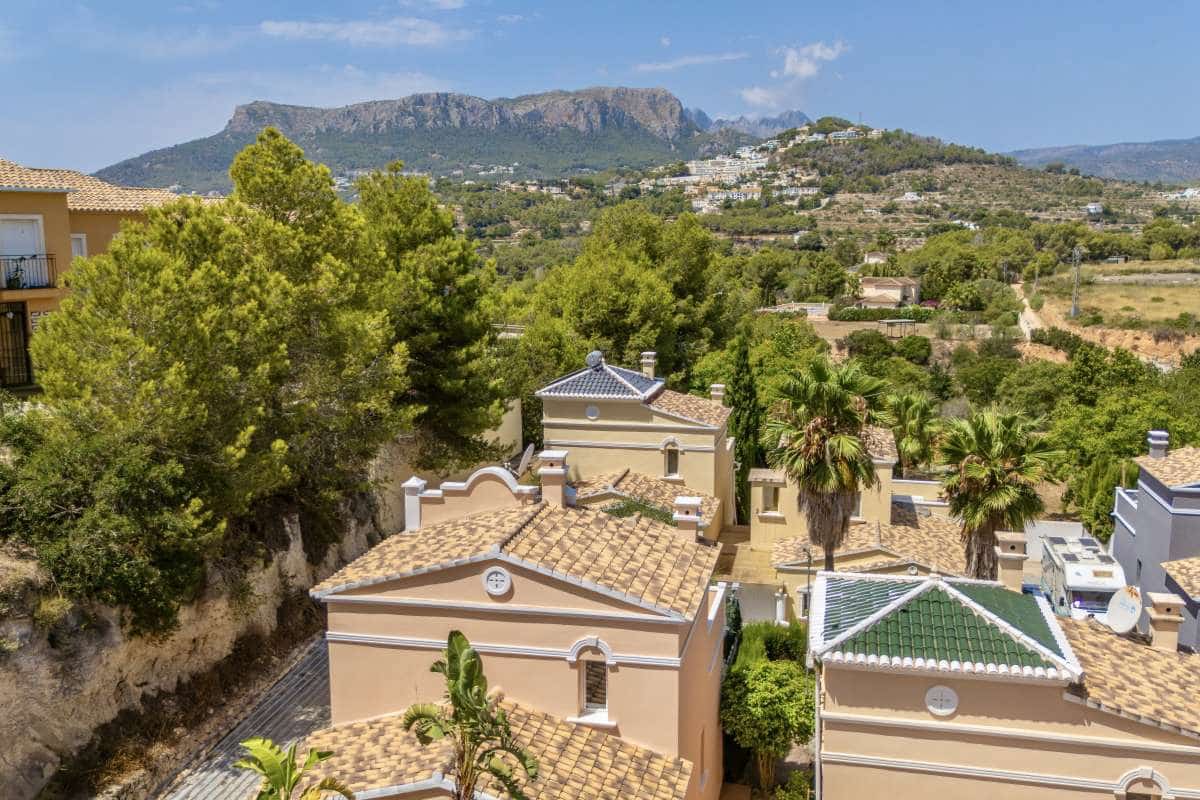 3 sovrum Radhus till salu i Calpe / Calp - 367 500 € (Ref: 9985832)