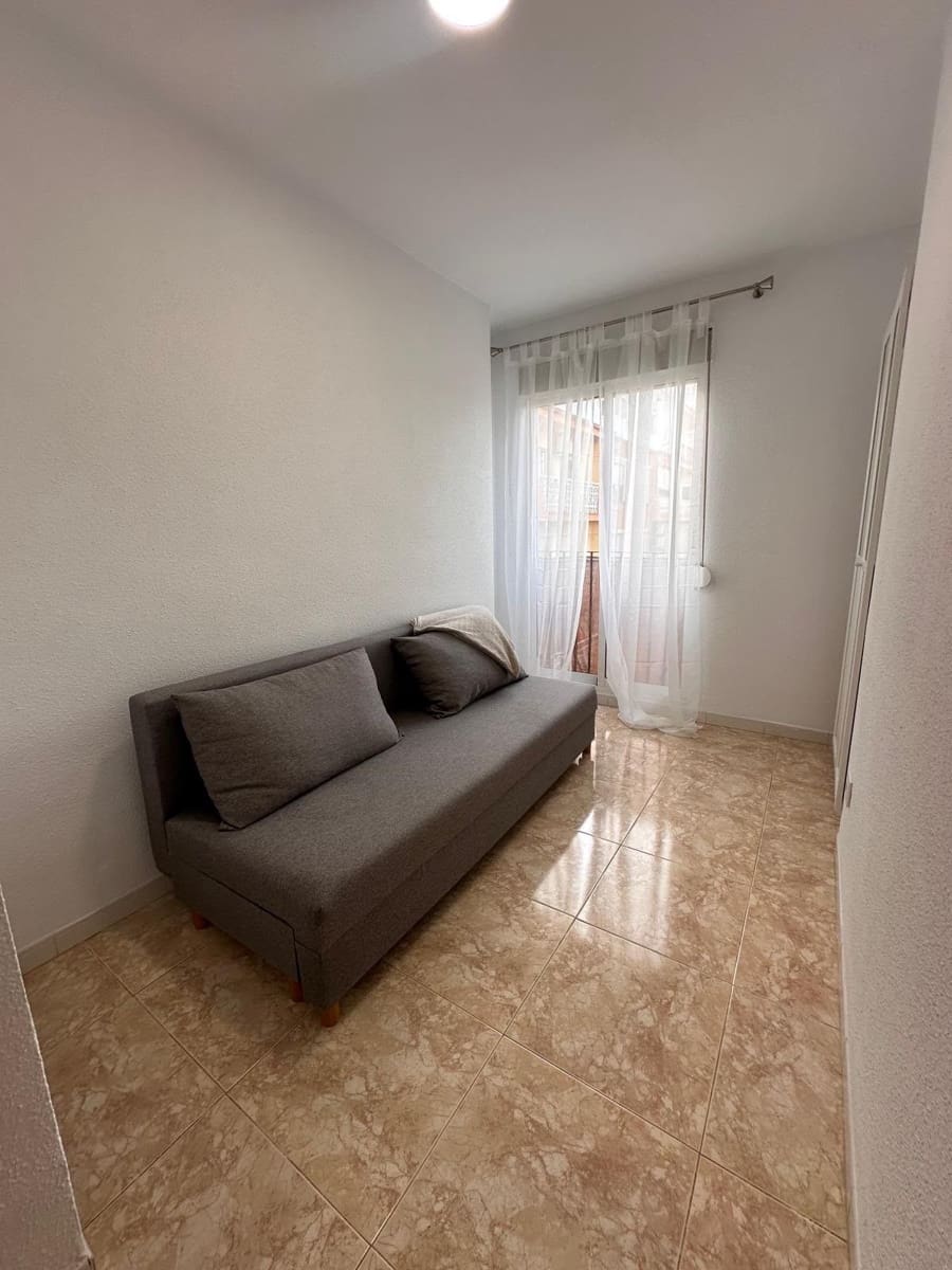 Piso de 3 habitaciones en Dénia en venta - 233.000 € (Ref: 10015028)