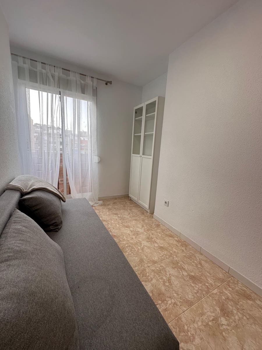 Piso de 3 habitaciones en Dénia en venta - 233.000 € (Ref: 10015028)