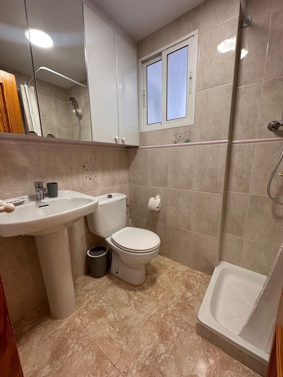 Piso de 3 habitaciones en Dénia en venta - 233.000 € (Ref: 10015028)