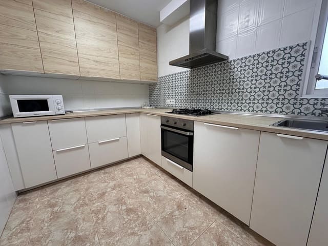 Piso de 3 habitaciones en Centro Urbano, Dénia en venta - 233.000 € (Ref: 10015028)
