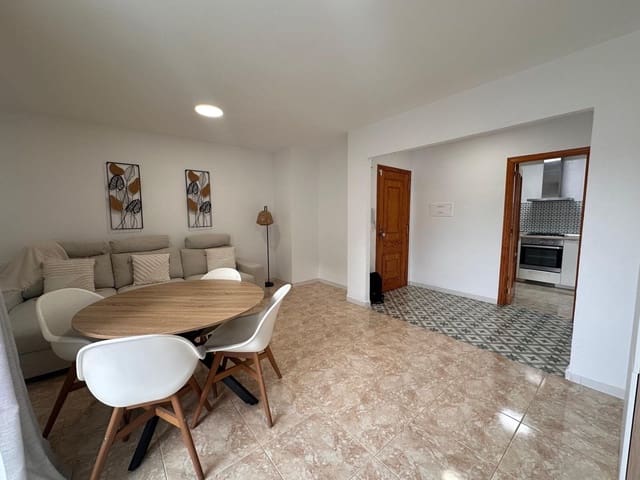 Piso de 3 habitaciones en Centro Urbano, Dénia en venta - 233.000 € (Ref: 10015028)