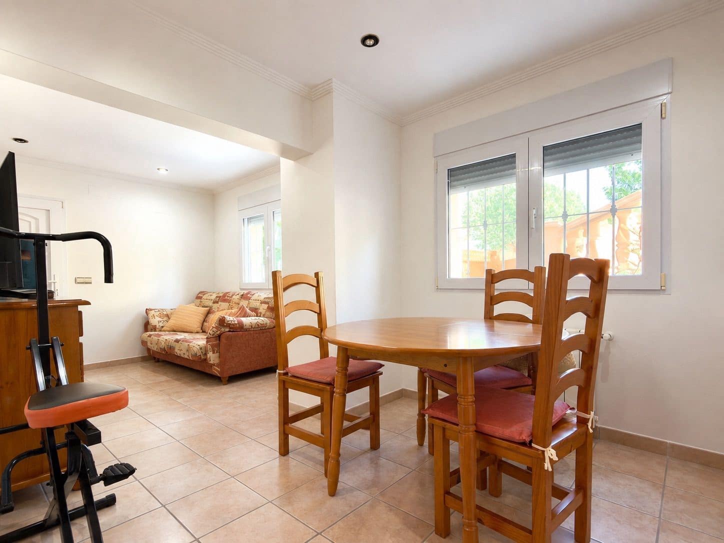 5 bedroom Villa for sale in Denia with pool garage - € 870,000 (Ref: 10017034)