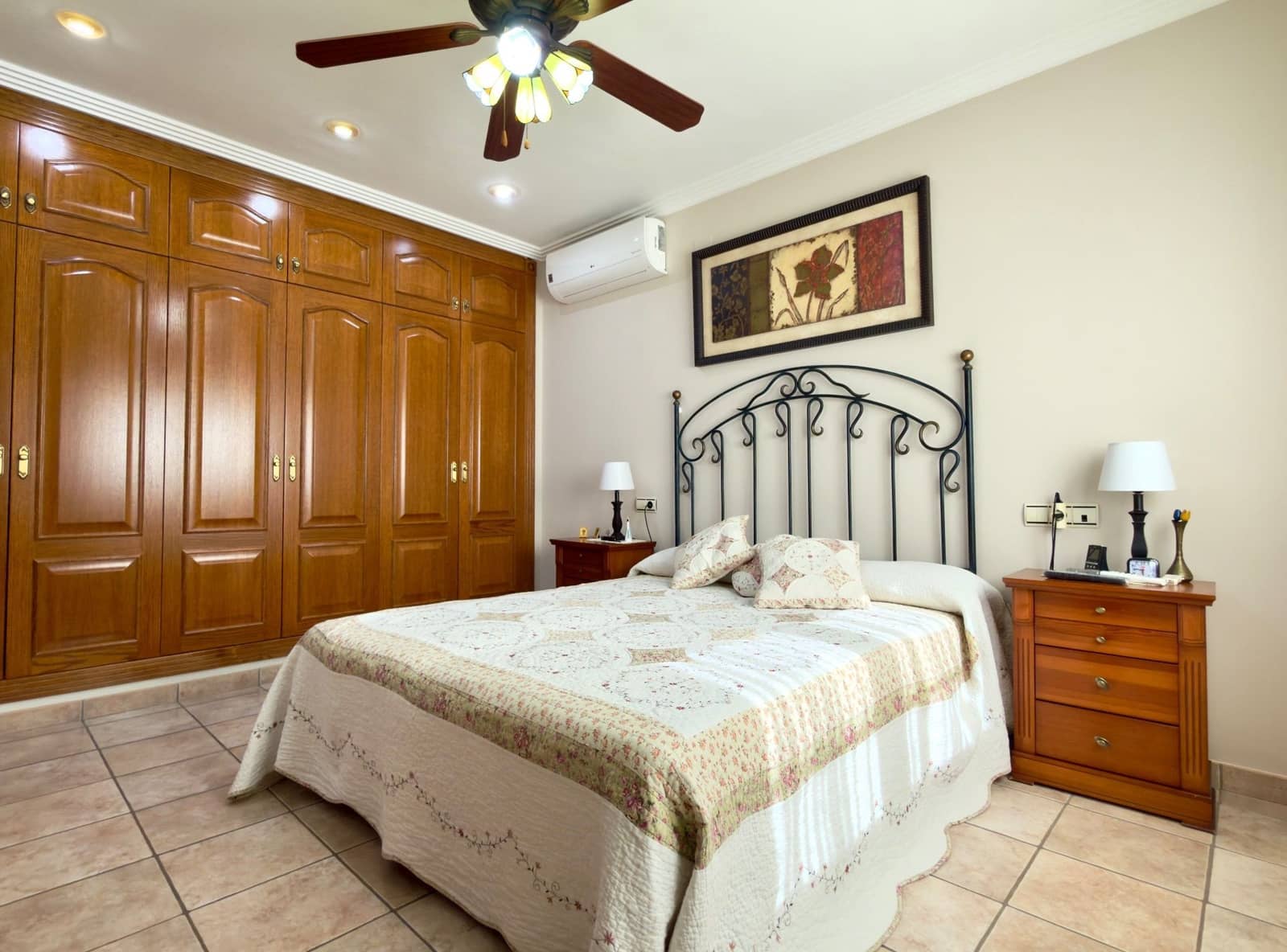 5 bedroom Villa for sale in Denia with pool garage - € 870,000 (Ref: 10017034)