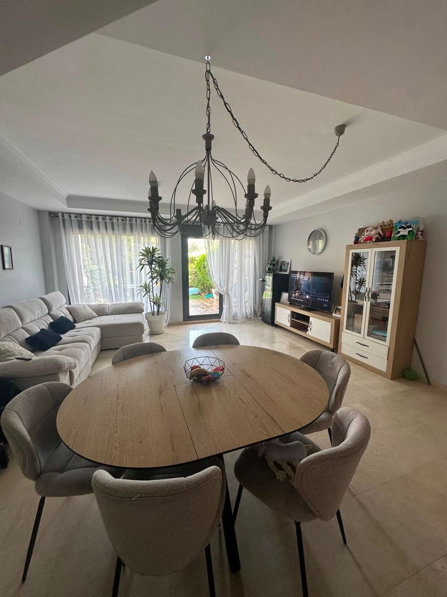 3 Zimmer Apartment zu verkaufen in Denia mit Pool Garage - 590.000 € (Ref: 10057958)