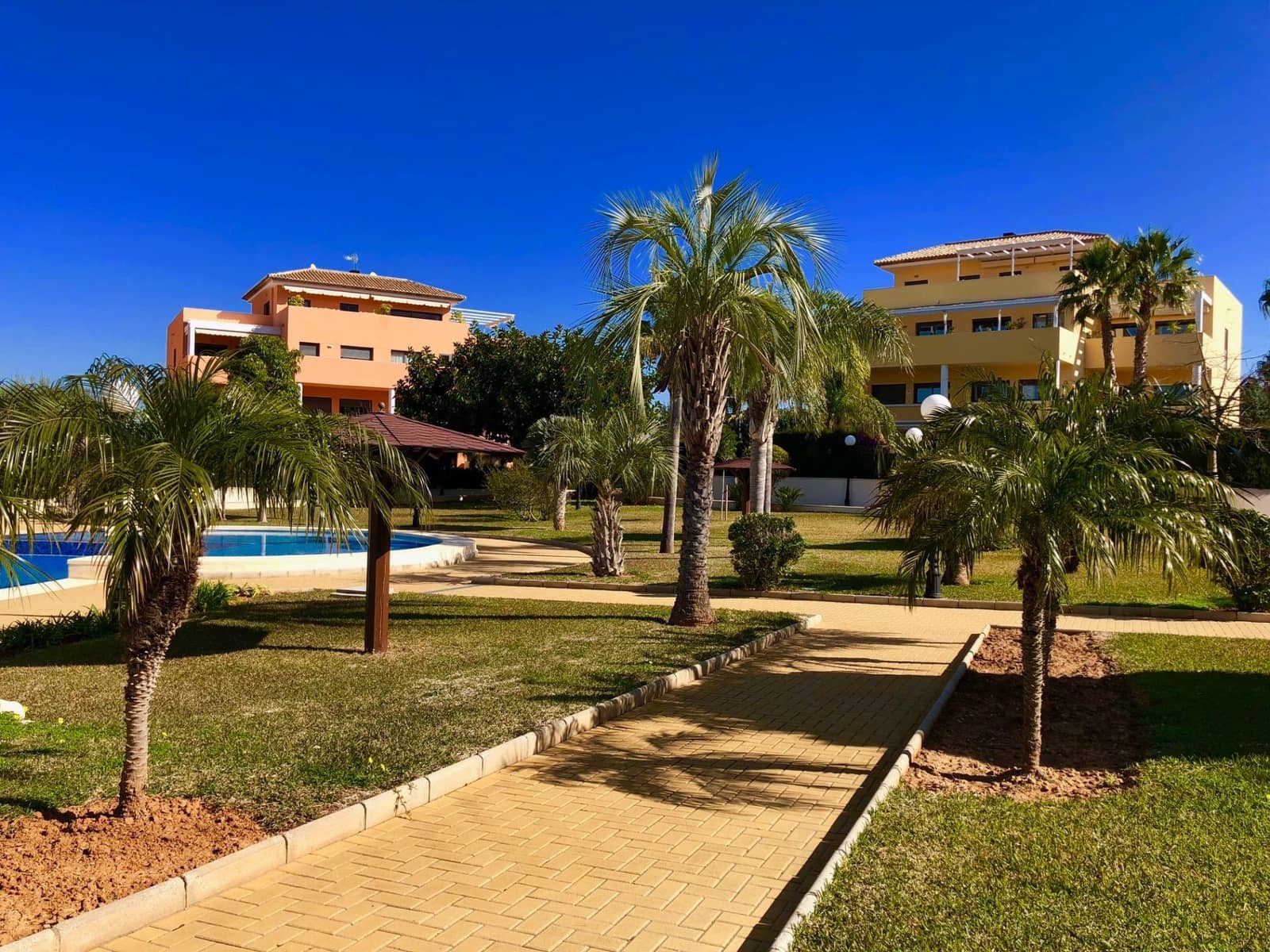 3 Zimmer Apartment zu verkaufen in Denia mit Pool Garage - 590.000 € (Ref: 10057958)