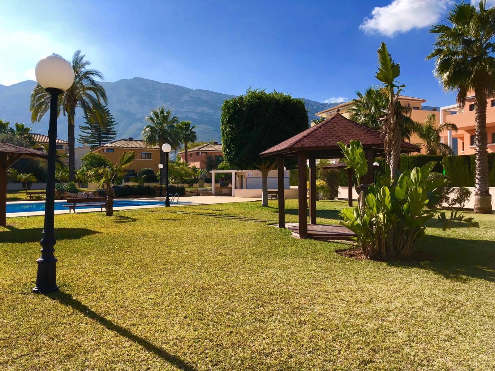 3 Zimmer Apartment zu verkaufen in Denia mit Pool Garage - 590.000 € (Ref: 10057958)
