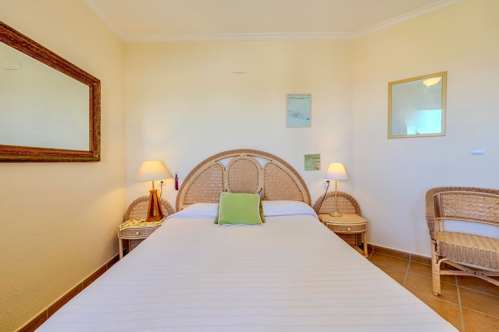 4 sypialnia Willa na sprzedaż w Denia z basenem garażem - 595 000 € (Ref: 10097507)