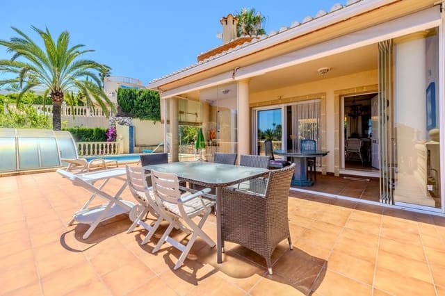 4 sypialnia Willa na sprzedaż w El Montgó, Dénia z basenem garażem - 595 000 € (Ref: 10097507)