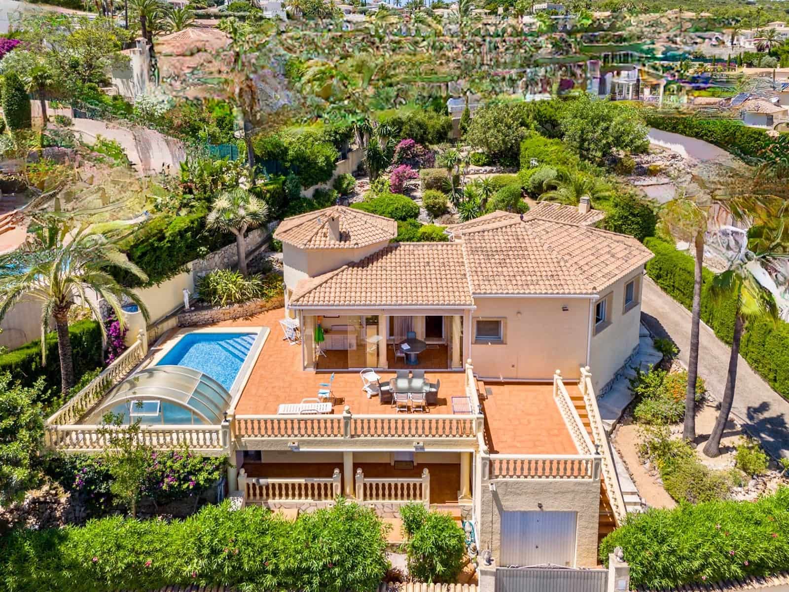 4 sypialnia Willa na sprzedaż w Denia z basenem garażem - 595 000 € (Ref: 10097507)