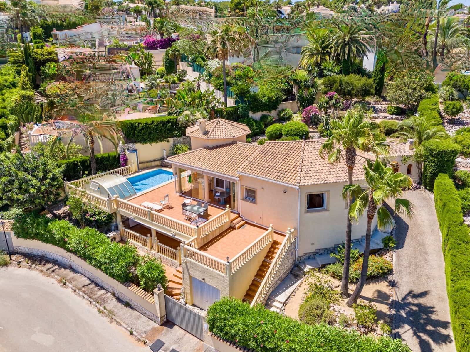 4 sypialnia Willa na sprzedaż w Denia z basenem garażem - 595 000 € (Ref: 10097507)