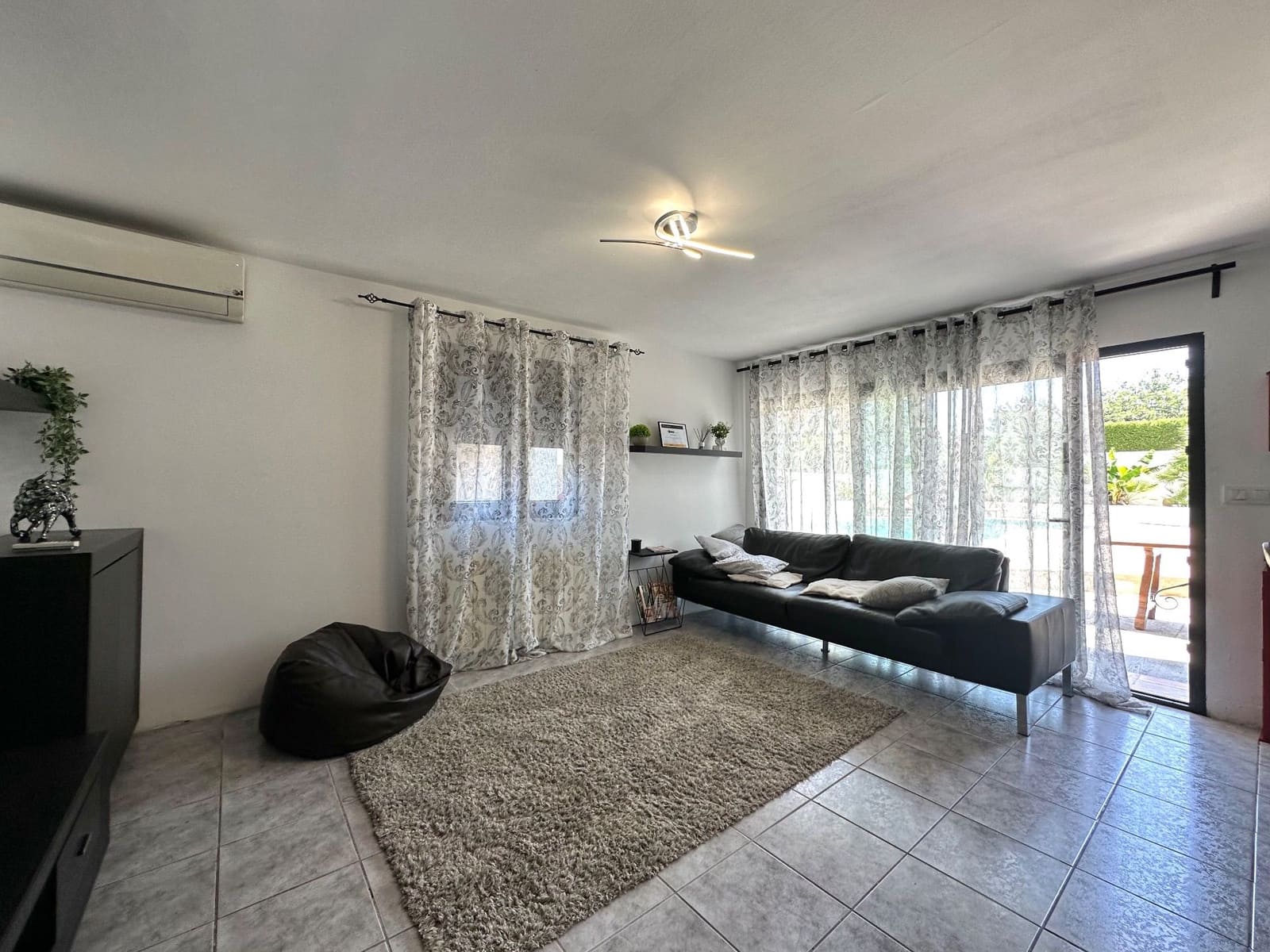 6 soveværelse Villa til salg i Denia med swimmingpool garage - € 895.000 (Ref: 10173159)