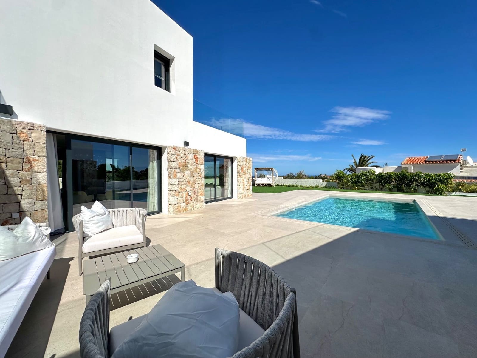 4 camera da letto Villa in vendita in Denia con piscina garage - 1.795.000 € (Rif: 8550522)
