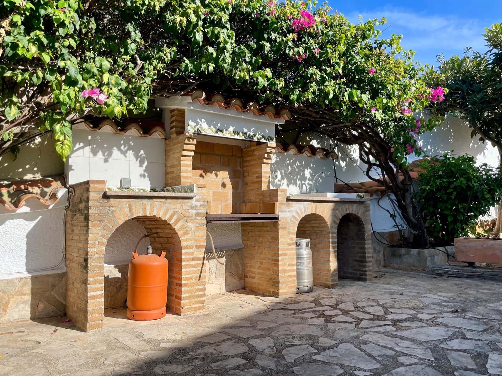 2 chambre Villa/Maison à vendre à Denia avec piscine garage - 650 000 € (Ref: 8559382)